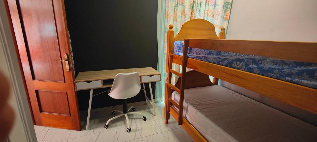 Apartamento Brisas Del Medano Apartment Екстериор снимка