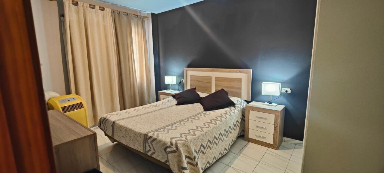 Apartamento Brisas Del Medano Apartment Екстериор снимка